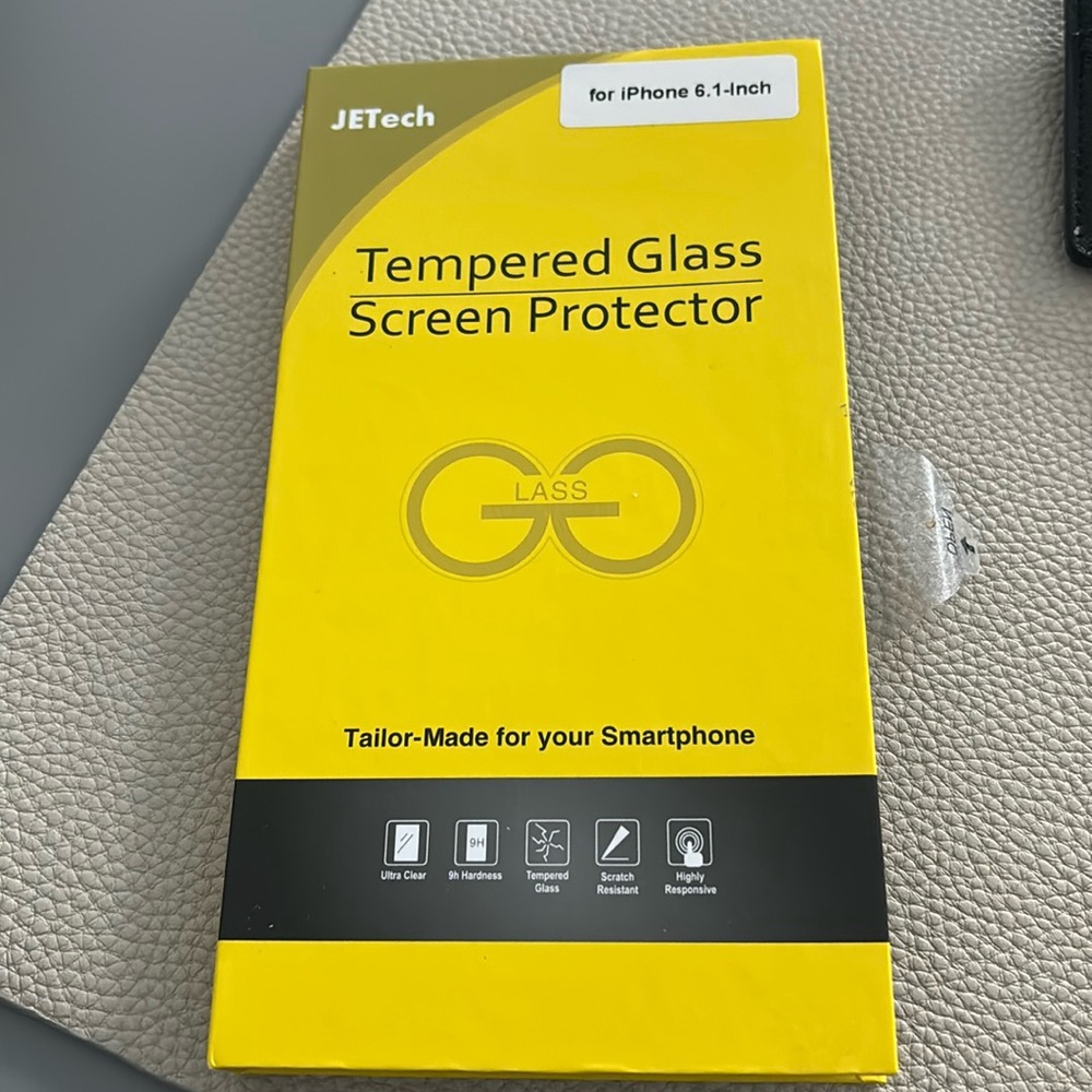Tempered glass screen protector